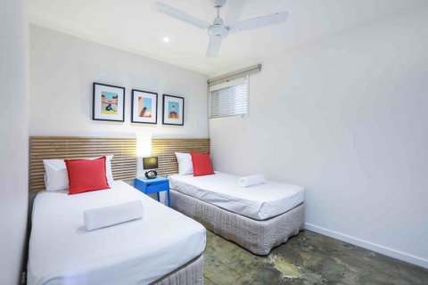 Sandbox Apartments - Accommodation Gold Coast 9