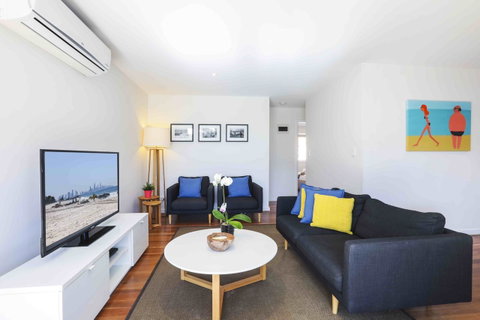 Sandbox Apartments - Accommodation Gold Coast 24