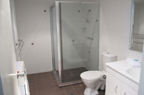Grangewood Court Apartments - Gold Coast 4U 31
