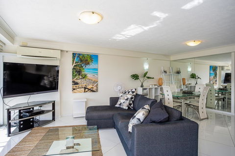 Gemini Court Holiday Apartments - 1 Gold Coast 5