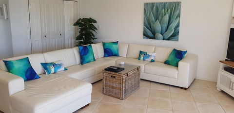 Gemini Court Holiday Apartments - 1 Gold Coast 24