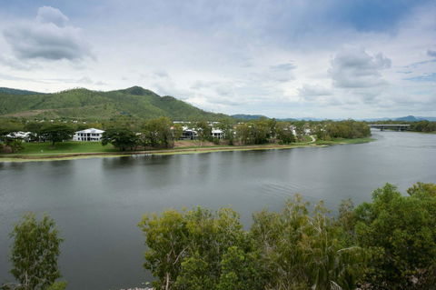 Jacana Apartments - Gold Coast 4U 11