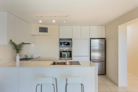 Little Cove Court - Accommodation Gold Coast 18