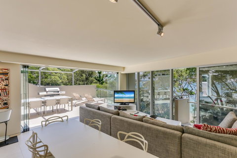 Little Cove Court - Accommodation Gold Coast 44
