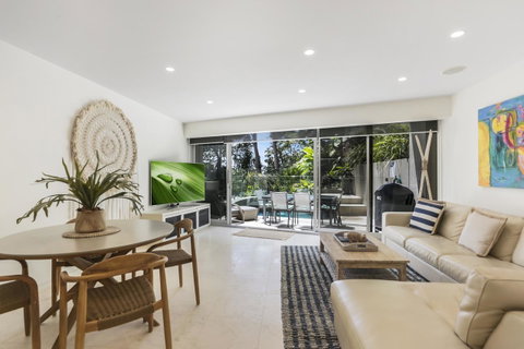 Little Cove Court - Accommodation Gold Coast 5
