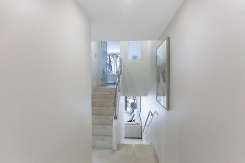 Little Cove Court - Accommodation Gold Coast 14