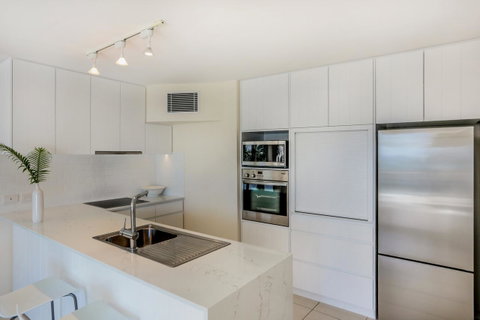 Little Cove Court - Accommodation Gold Coast 25