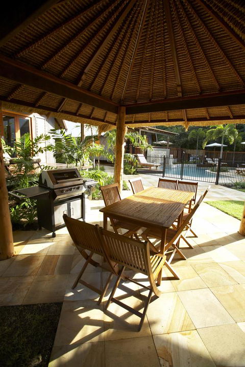 Pure Magnetic Villa 5 - Accommodation Gold Coast 8