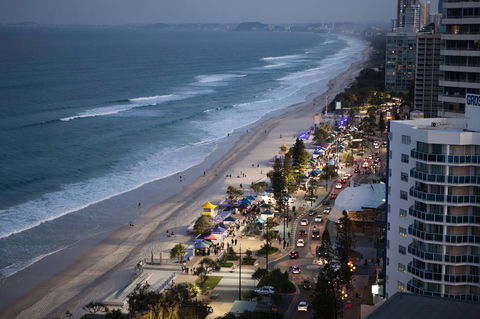 Chateau Beachside Resort - Accommodation Gold Coast 3