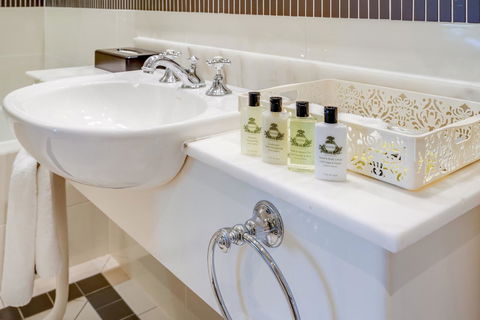 InterContinental Sanctuary Cove Resort, An IHG Hotel - Accommodation Gold Coast 18