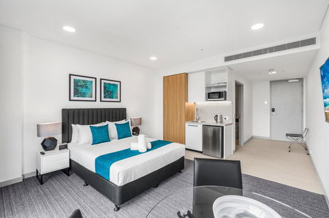Essence Suites Taringa - Gold Coast 4U 19