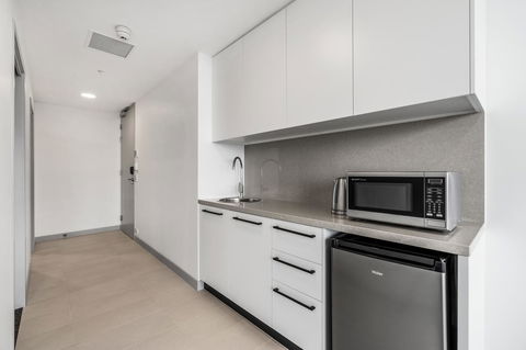 Essence Suites Taringa - Gold Coast 4U 35