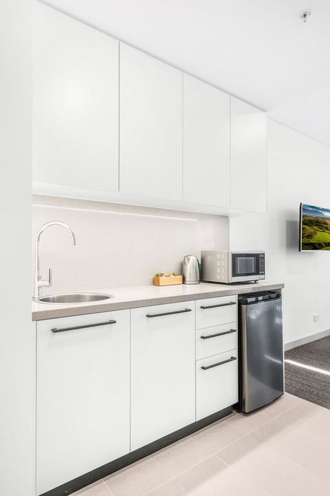 Essence Suites Taringa - Gold Coast 4U 33