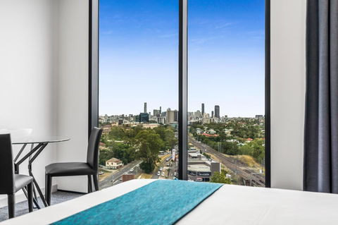 Essence Suites Taringa - Gold Coast 4U 22