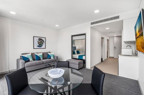 Essence Suites Taringa - Gold Coast 4U 32
