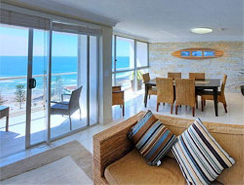 Burleigh Beach Tower - Gold Coast 4U 12