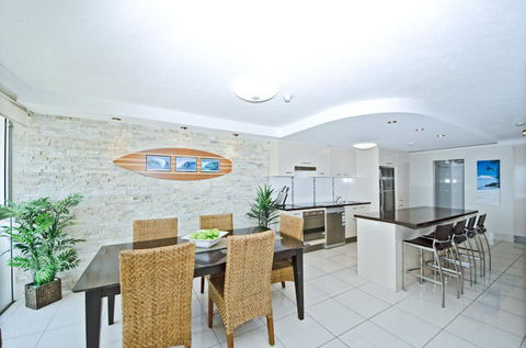 Burleigh Beach Tower - Gold Coast 4U 14
