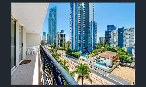 Palazzo Colonnades - Accommodation Gold Coast 11