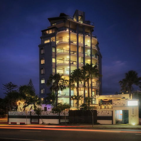 Komune Resort And Beach Club Greenmount Beach - Accommodation Gold Coast 15