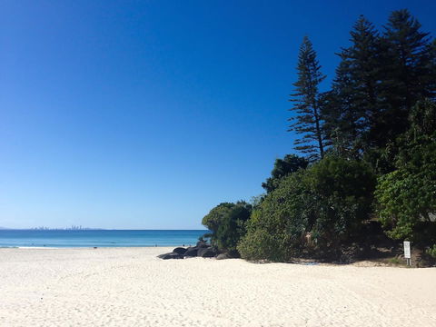 Komune Resort And Beach Club Greenmount Beach - Accommodation Gold Coast 22