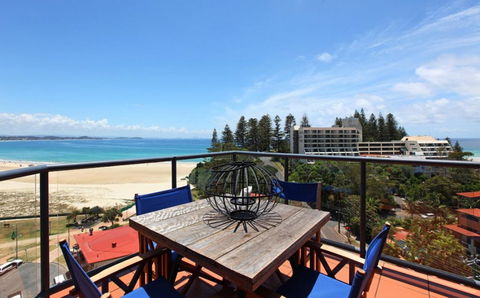 Komune Resort And Beach Club Greenmount Beach - Accommodation Gold Coast 2