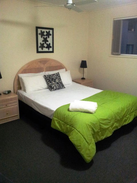 Champelli Palms Apartments - Accommodation Gold Coast 19
