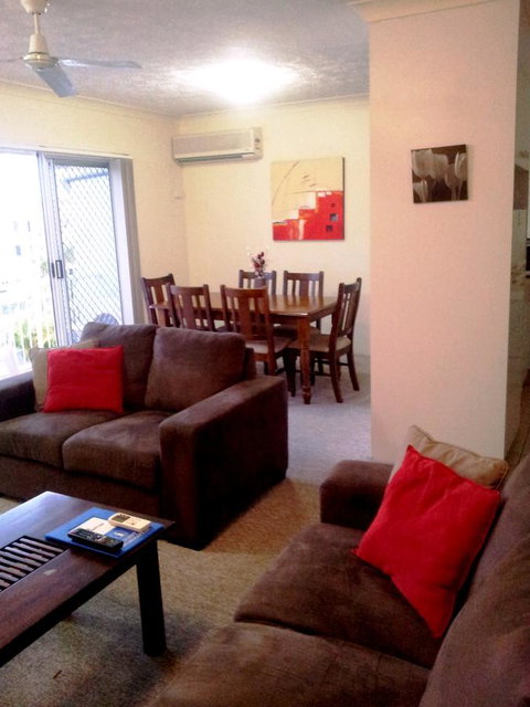 Champelli Palms Apartments - Accommodation Gold Coast 15