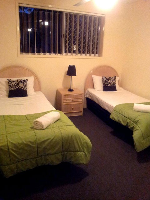 Champelli Palms Apartments - Accommodation Gold Coast 18