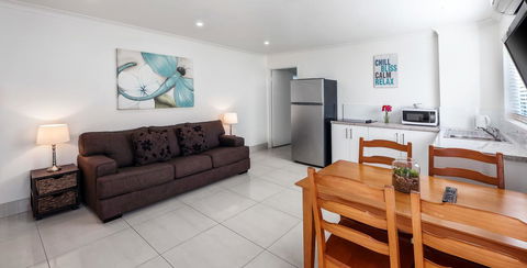 Bilinga Beach Motel - Gold Coast 4U 35