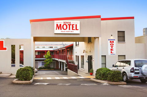Downs Motel - 1 Gold Coast 0