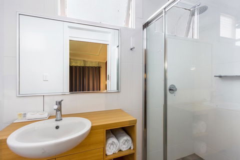 Downs Motel - 1 Gold Coast 15