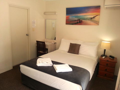 Aabon Apartments & Motel - Gold Coast 4U 5