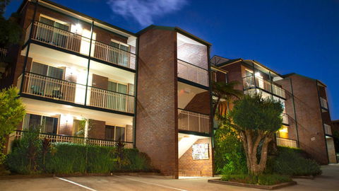 Aabon Apartments & Motel - Gold Coast 4U 24