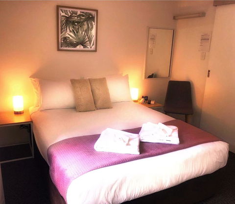 Aabon Apartments & Motel - Gold Coast 4U 0