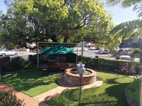 Aabon Apartments & Motel - Gold Coast 4U 11