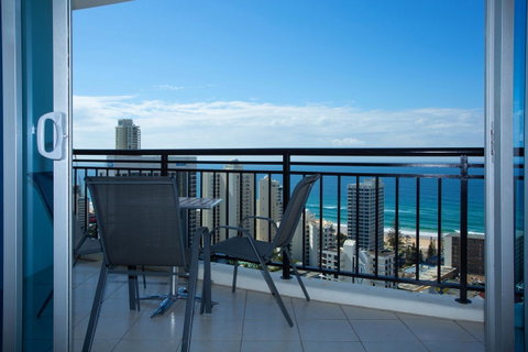 Chevron Renaissance - Private Apartments - Accommodation Gold Coast 19