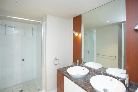 Chevron Renaissance - Private Apartments - Accommodation Gold Coast 3
