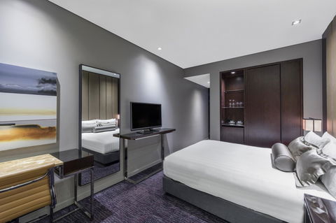 The Beetson Hotel -formerly Gambaro Hotel - Gold Coast 4U 26