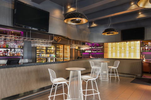 The Beetson Hotel -formerly Gambaro Hotel - Gold Coast 4U 9