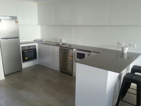 Broadbeach Travel Inn Apartments - Gold Coast 4U 38
