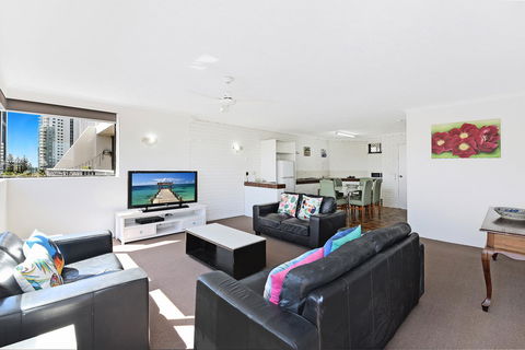 Broadbeach Travel Inn Apartments - Gold Coast 4U 19