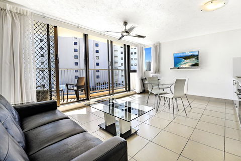 Broadbeach Travel Inn Apartments - Gold Coast 4U 24