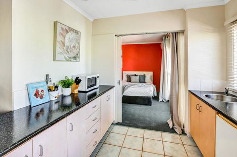 Coral Tree Inn - Accommodation Gold Coast 27
