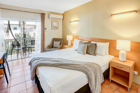 Coral Tree Inn - Accommodation Gold Coast 13