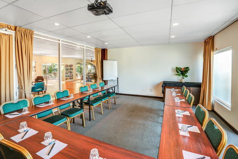 Coral Tree Inn - Accommodation Gold Coast 9