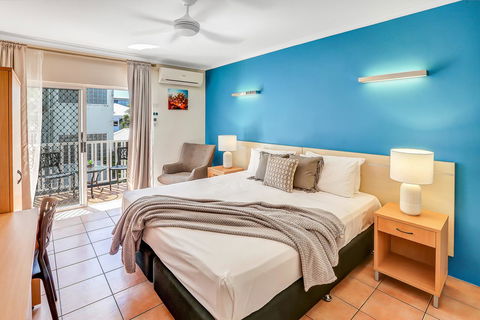Coral Tree Inn - Accommodation Gold Coast 0