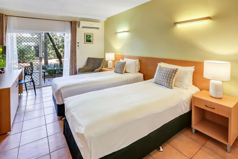 Coral Tree Inn - Accommodation Gold Coast 11