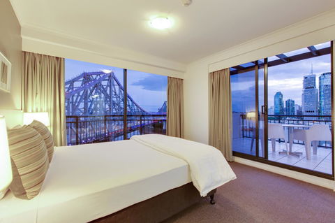 Oakwood Hotel & Apartments Brisbane - Gold Coast 4U 2