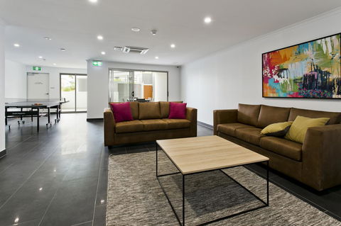 Arise Princess Regent Apartments - Gold Coast 4U 15