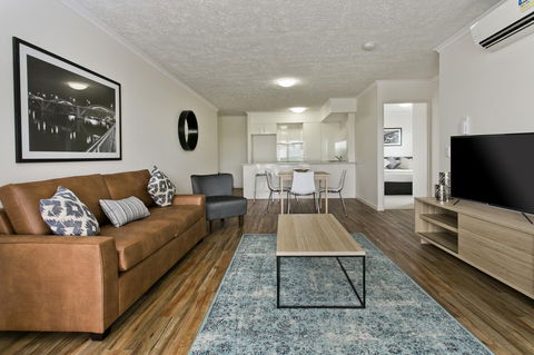 Arise Princess Regent Apartments - Gold Coast 4U 0